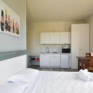 Apartment Caterina By Wonderful Italy, Desenzano del Garda